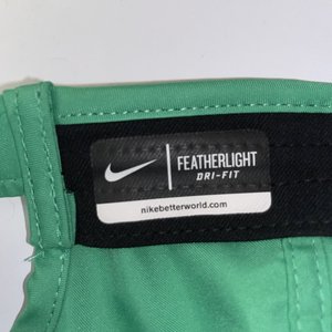 Nike Featherlight Dri-Fit Emerald Green Baseball Cap