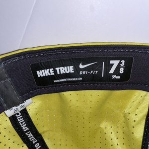 Nike True Dri-Fit 33235X-OD9 Oregon Ducks Throwback Baseball Cap Size 7 3/8