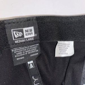 New Era 39Thirty High Mountain Poker Black Baseball Cap Size M/L