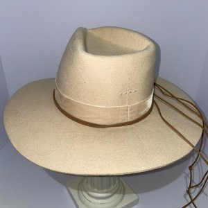 Lack of Color Sandy Brown Australian Wool Fedora Rancher Size 7 1/8