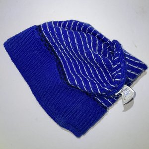 Maureen of the Mews Blue Wool Vintage Snowflake Toboggan Beanie
