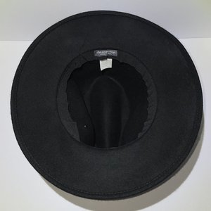 Gelso Bianco Black Wool Chain Headband Fedora Size 7 1/8 Made in Italy