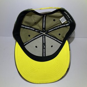 Nike True Oregon Ducks Woodland Camo Snapback Cap Style 29946X-OD5