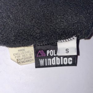 REI Outdoor Research Polartec Windbloc Black Vintage Fleece Ski Cap Size S
