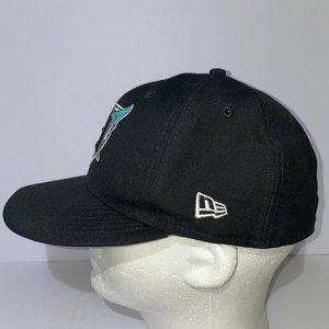 New Era Upside Down Cooperstown Florida Marlins 59Fifty Baseball Cap Size 7 1/4
